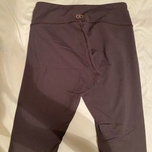 CALIA by Carrie Underwood Leggings